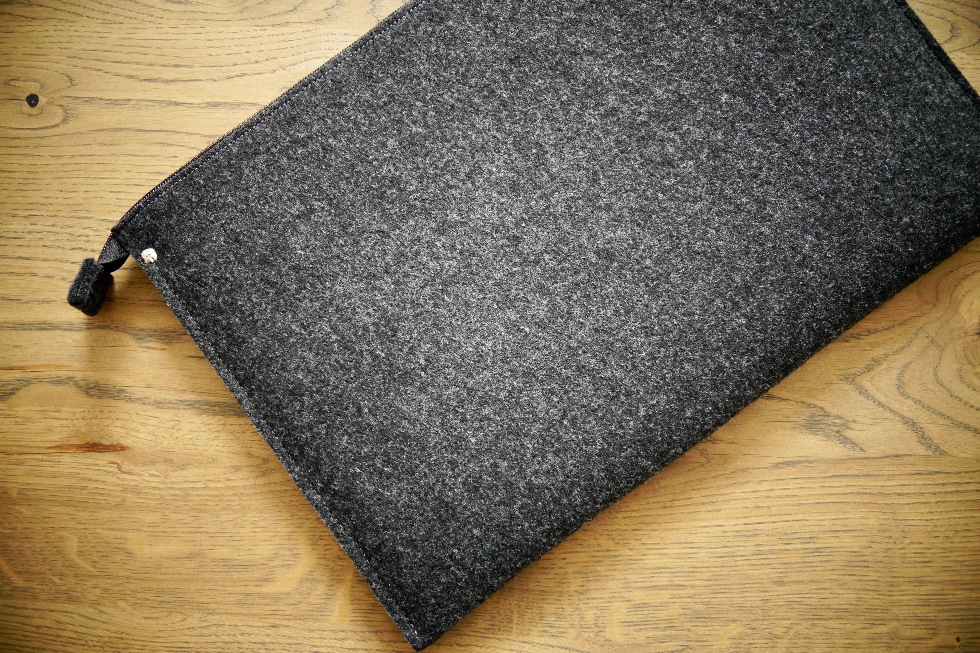 MacBook Case ZIP (BLACK) (no logo)