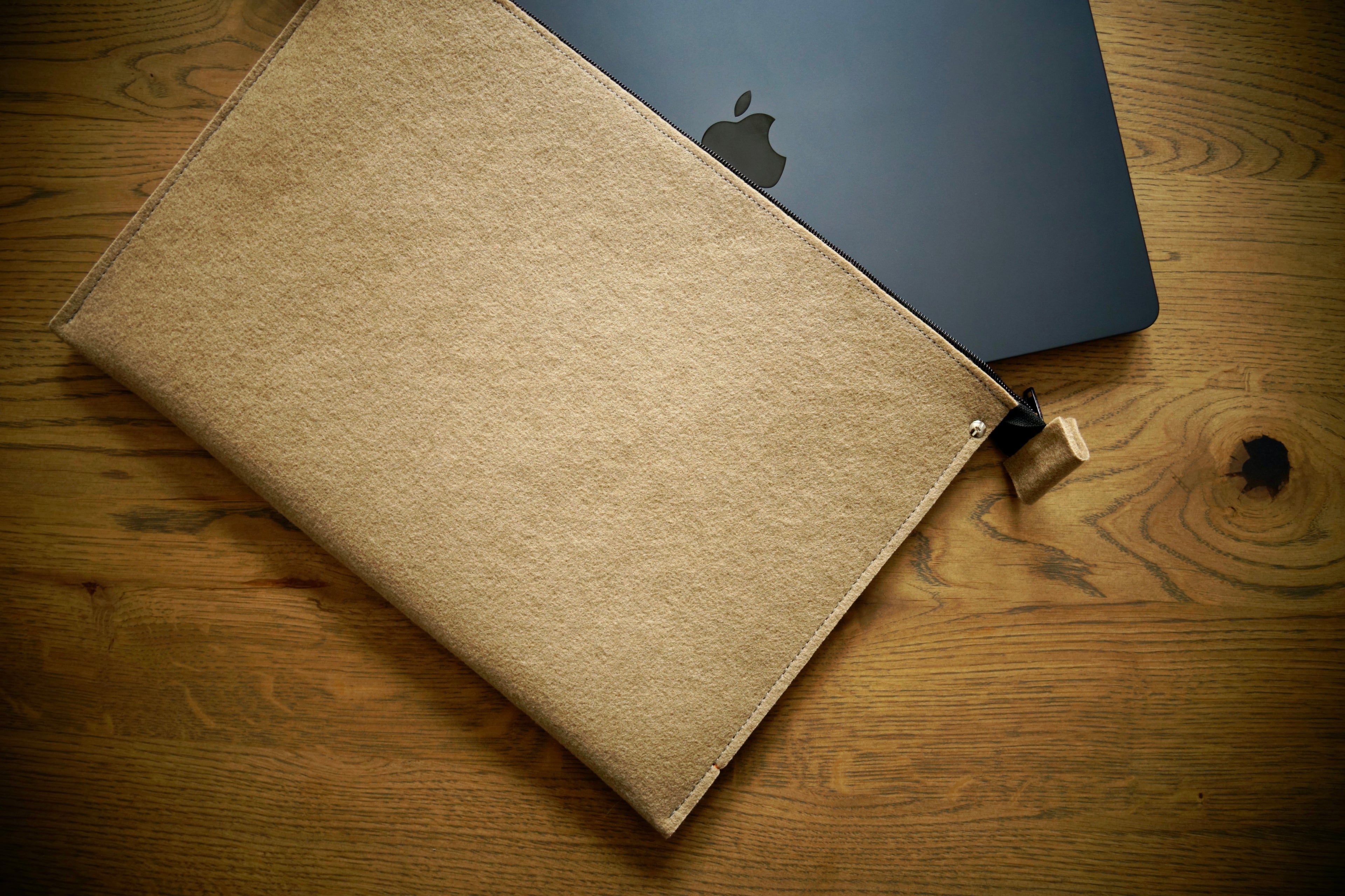 MacBook Case ZIP (Cappuccino) (no logo)