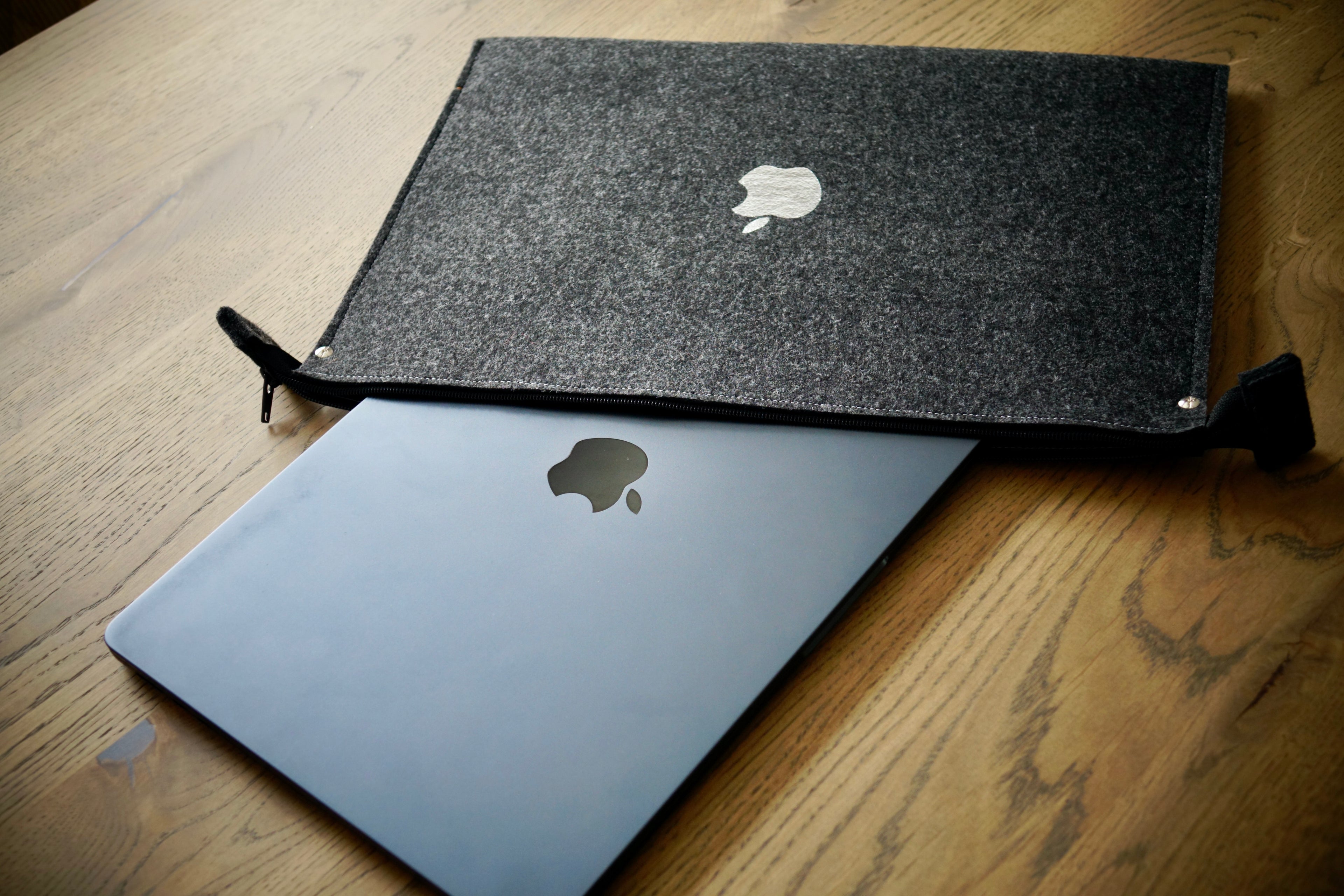MacBook Case ZIP (BLACK)