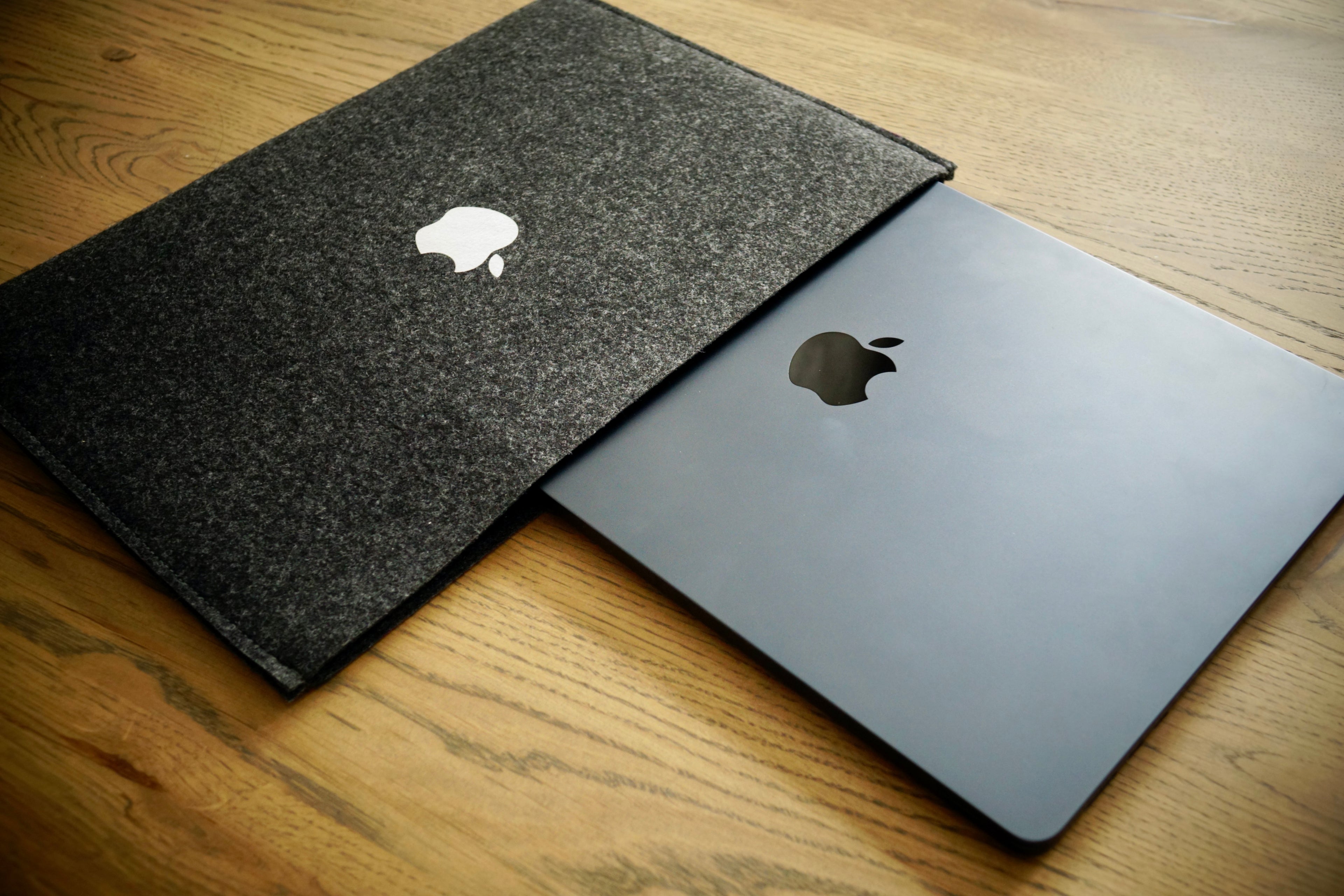 MacBook Case Simple (BLACK)