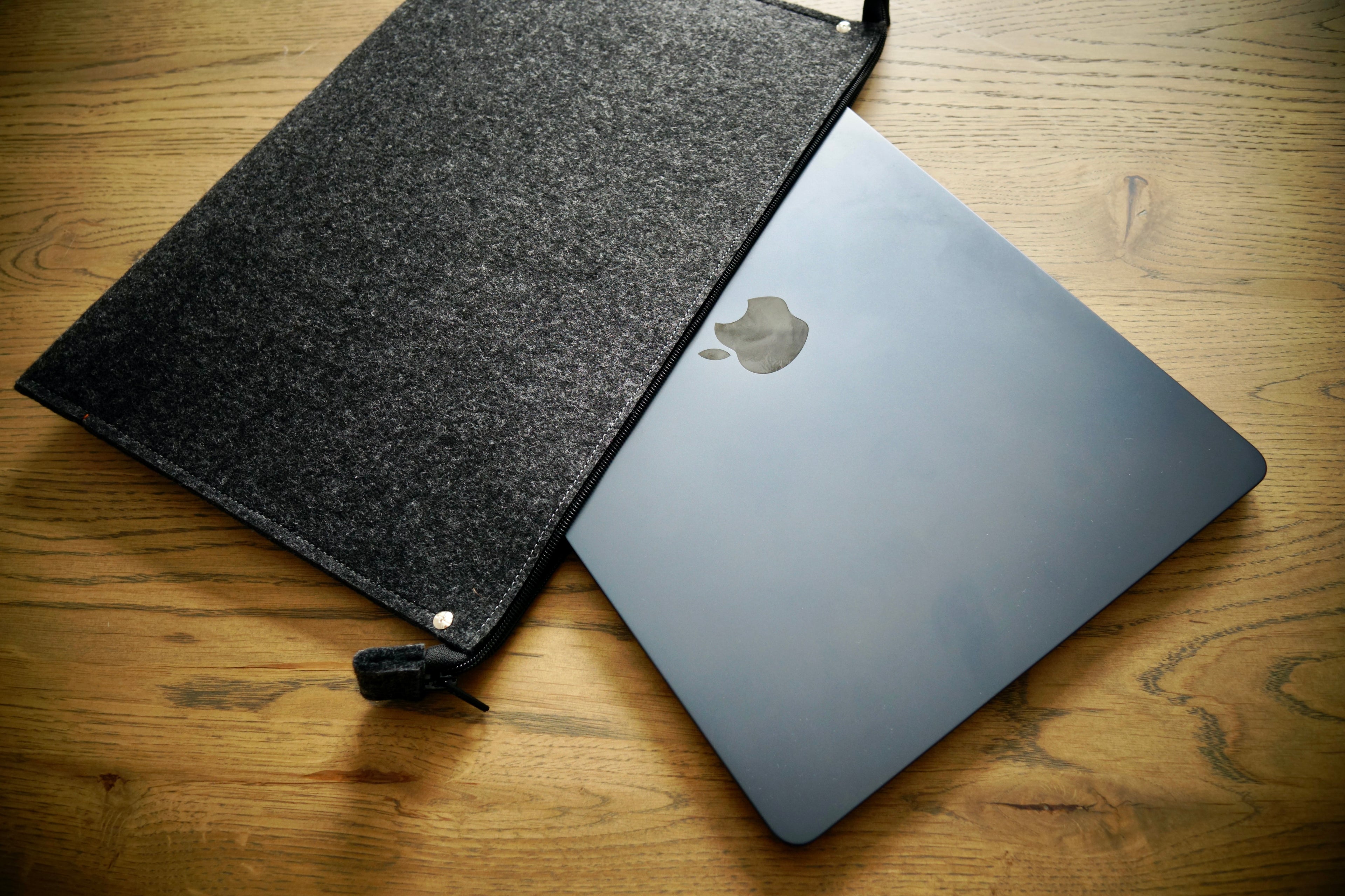 MacBook-Hülle ZIP (GRAU)