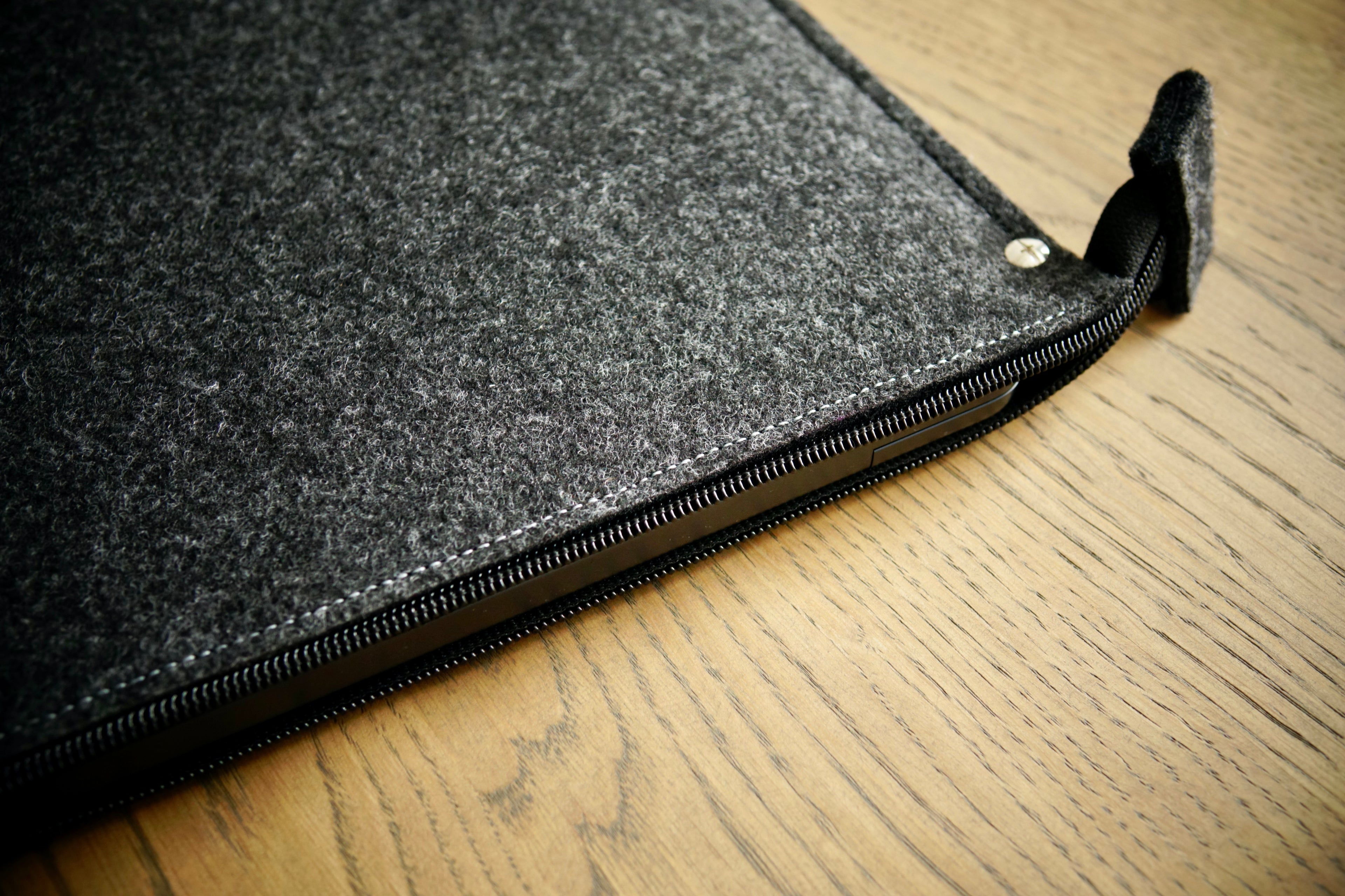 MacBook-Hülle ZIP (GRAU)