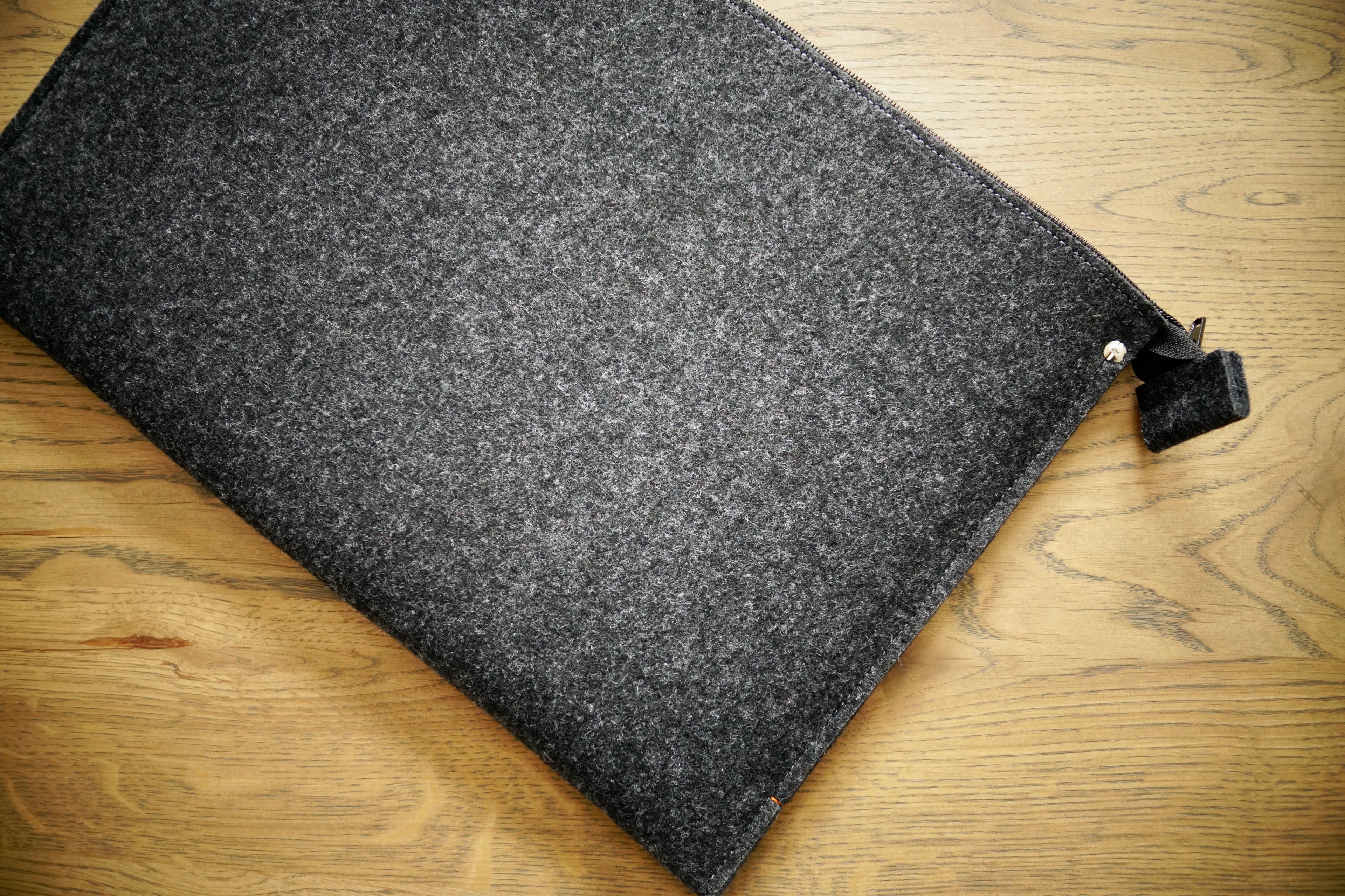 MacBook-Hülle ZIP (GRAU)