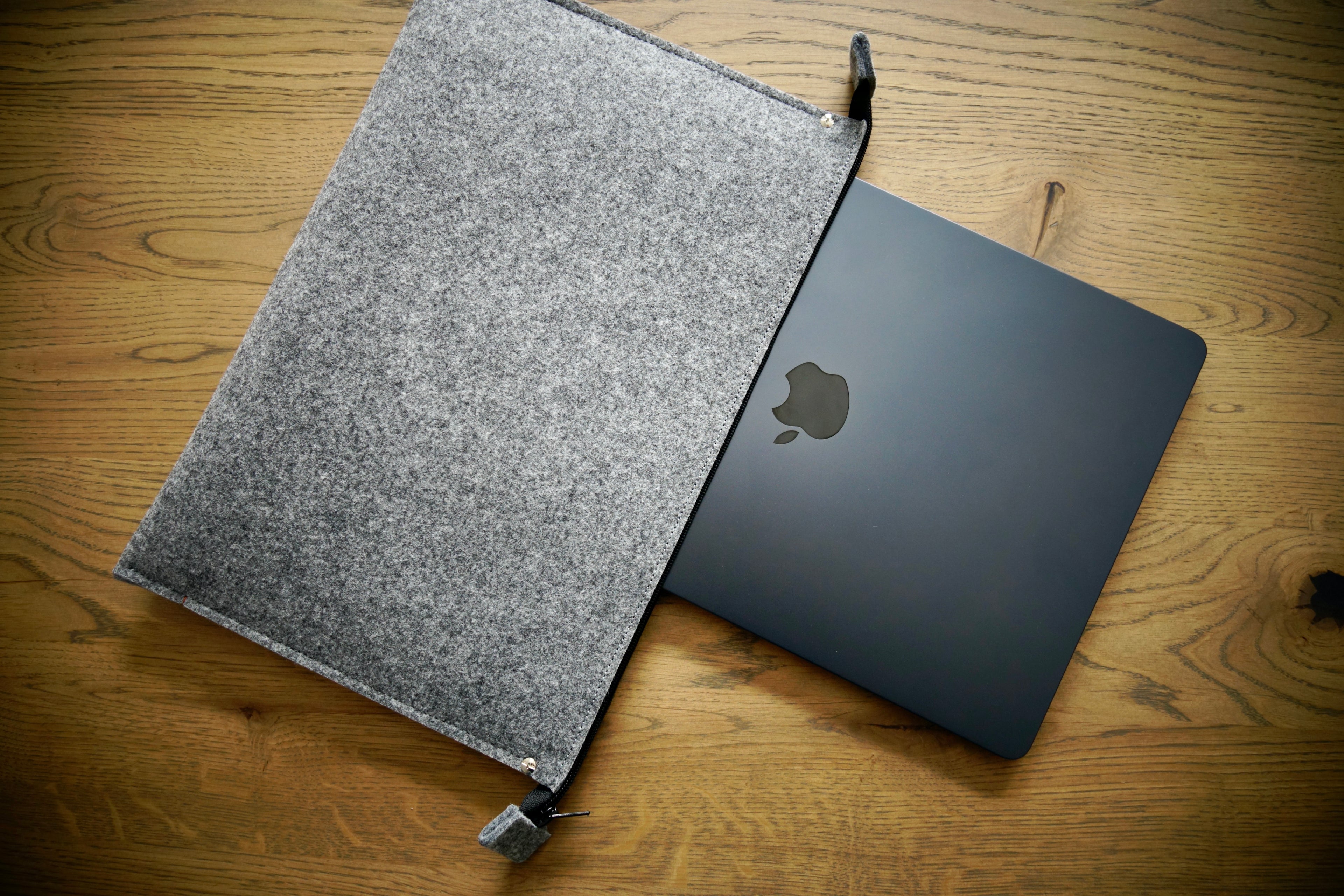 MacBook-Hülle ZIP (GRAU)