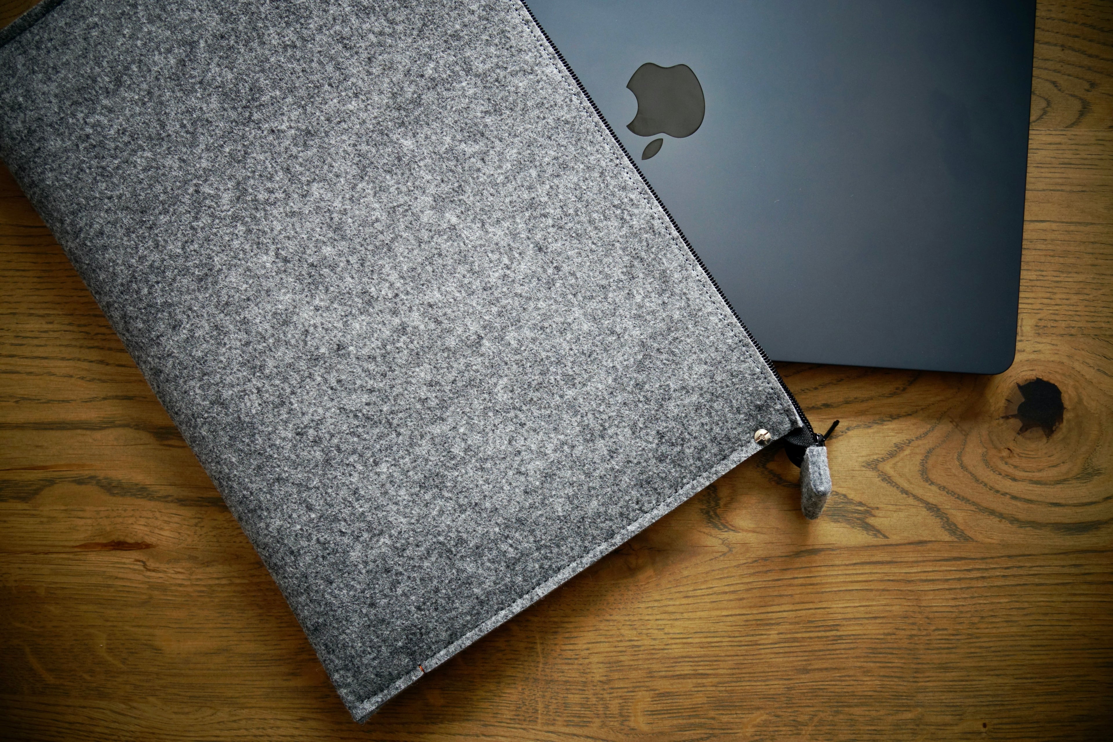 MacBook-Hülle ZIP (GRAU)