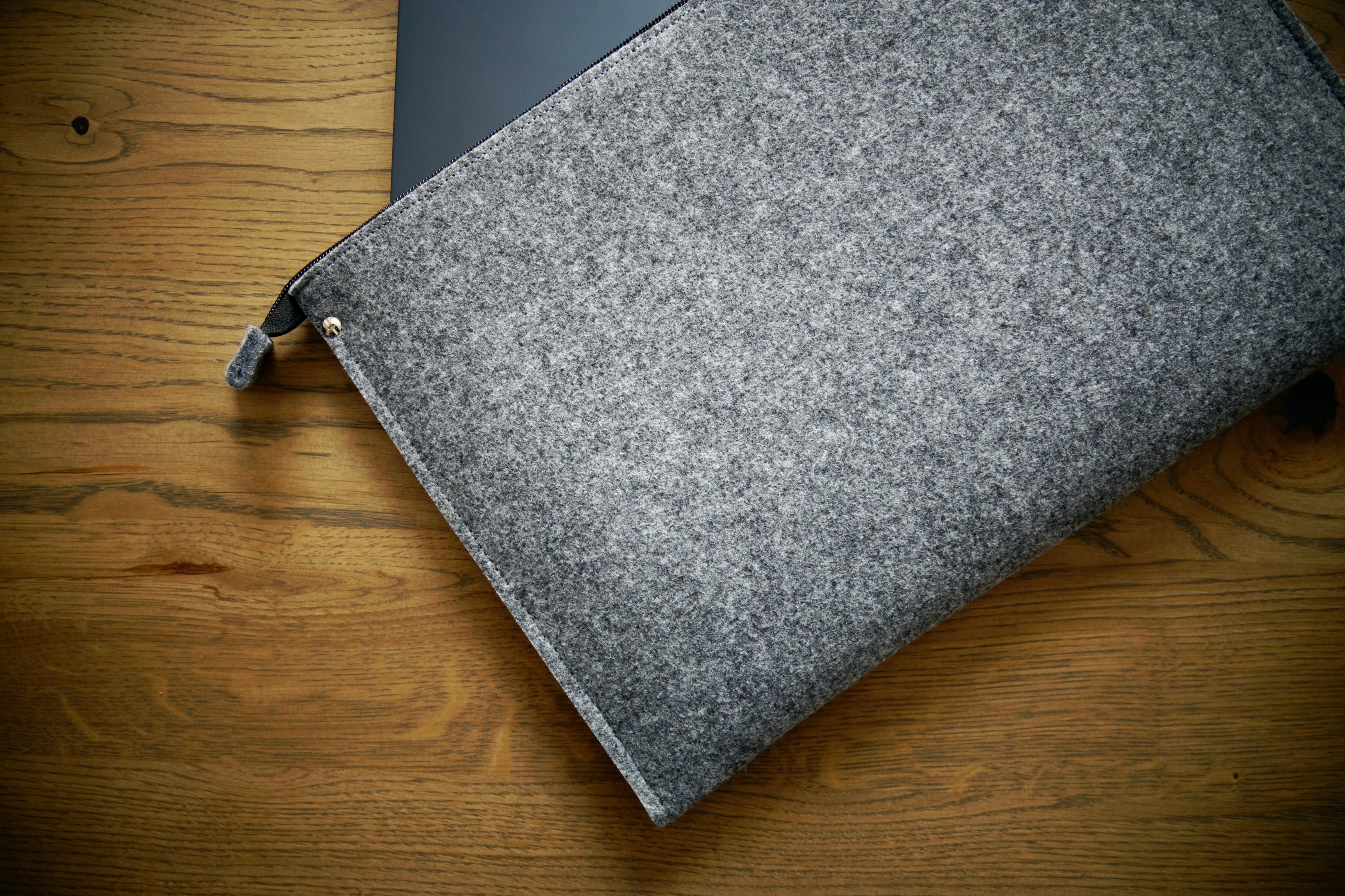 MacBook-Hülle ZIP (GRAU)