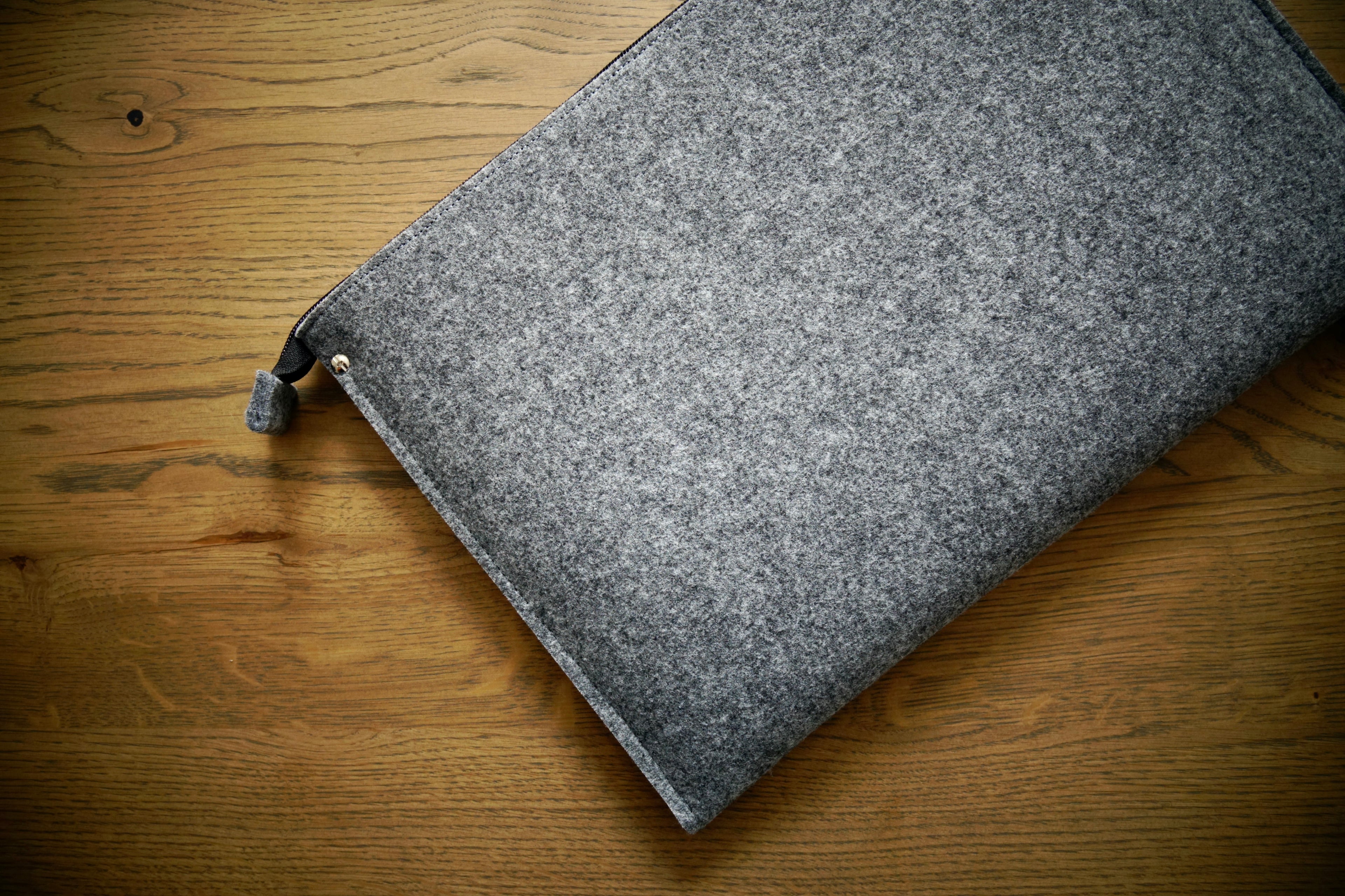 MacBook-Hülle ZIP (GRAU)