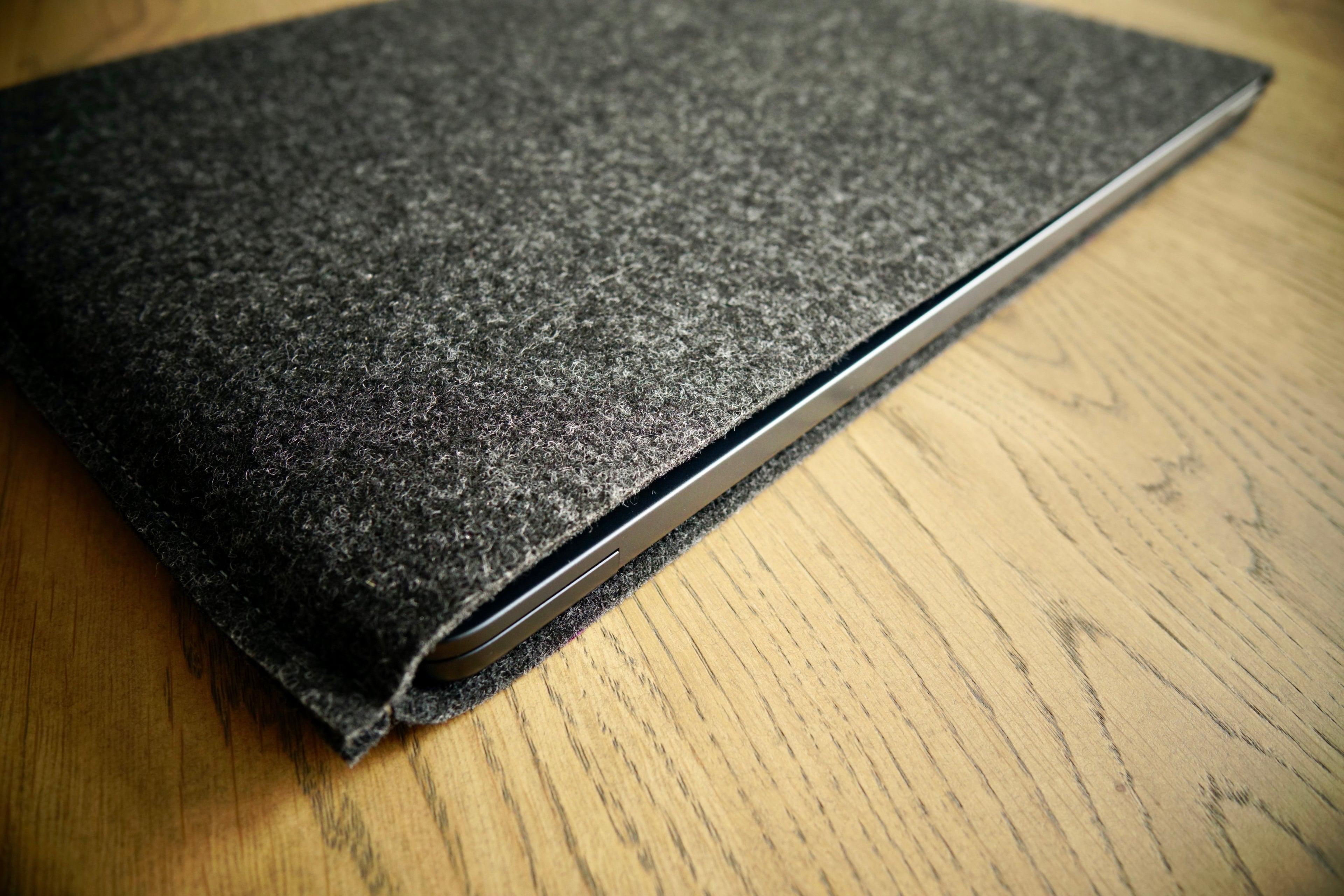 MacBook-Hülle ZIP (GRAU)