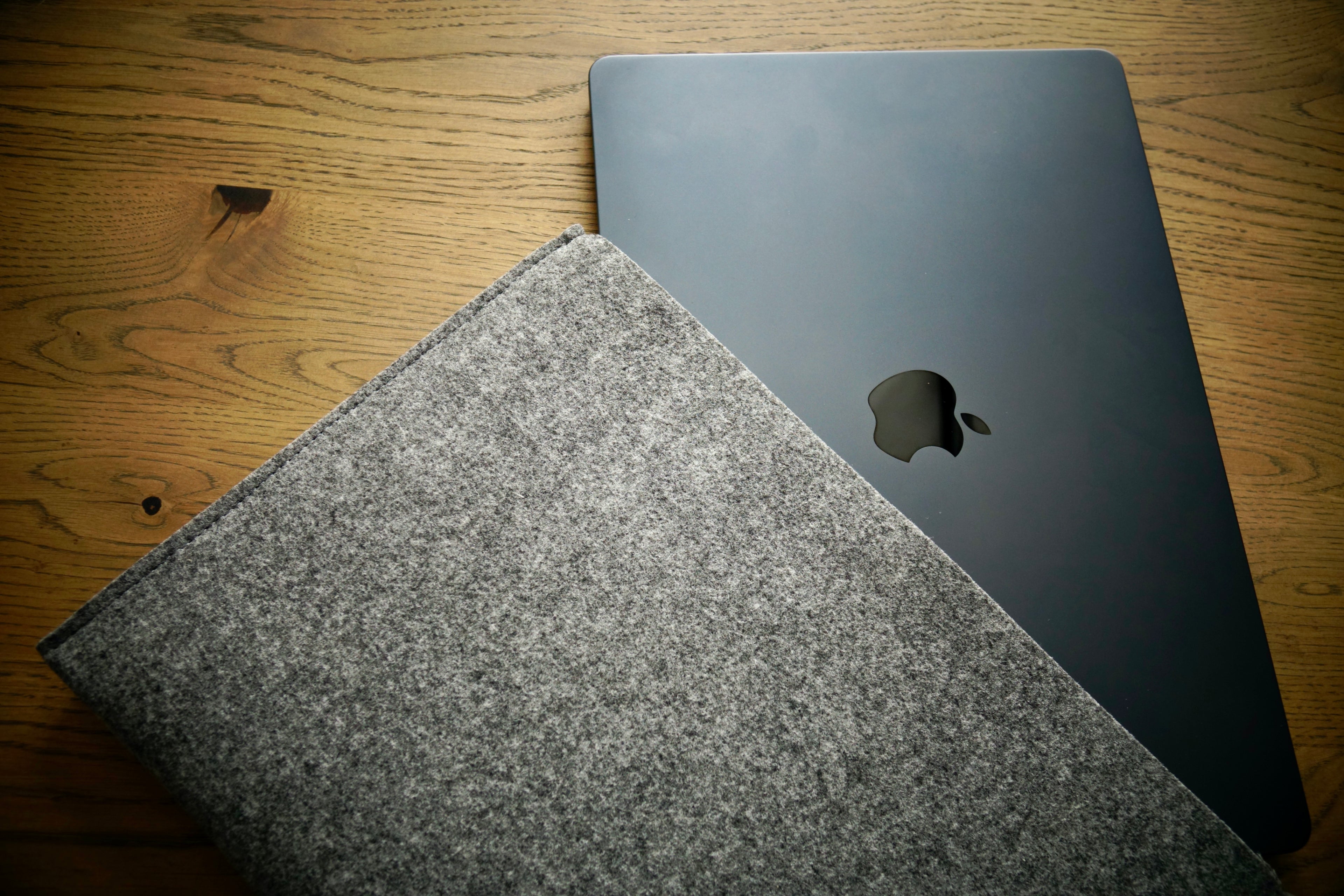 MacBook-Hülle ZIP (GRAU)