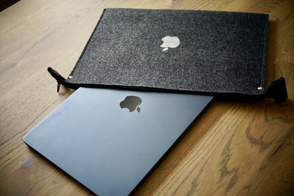 MacBook Case ZIP (BLACK)