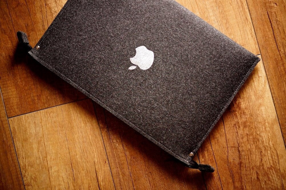 MacBook Case ZIP (BLACK)