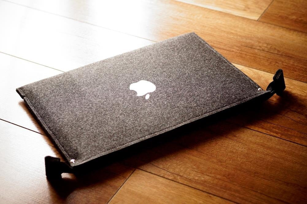MacBook Case ZIP (BLACK)