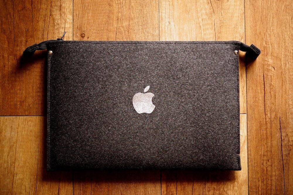 MacBook Case ZIP (BLACK)