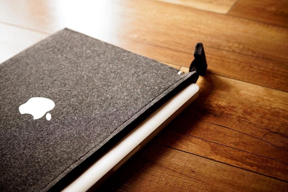 MacBook Case ZIP (BLACK)
