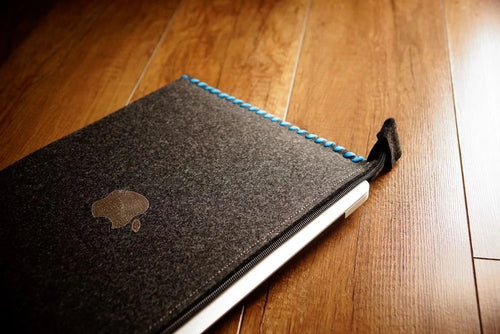 MacBook Case ZIP "with string" (Black&Blue)