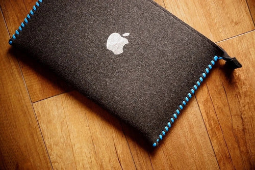 MacBook Case ZIP "with string" (Black&Blue)