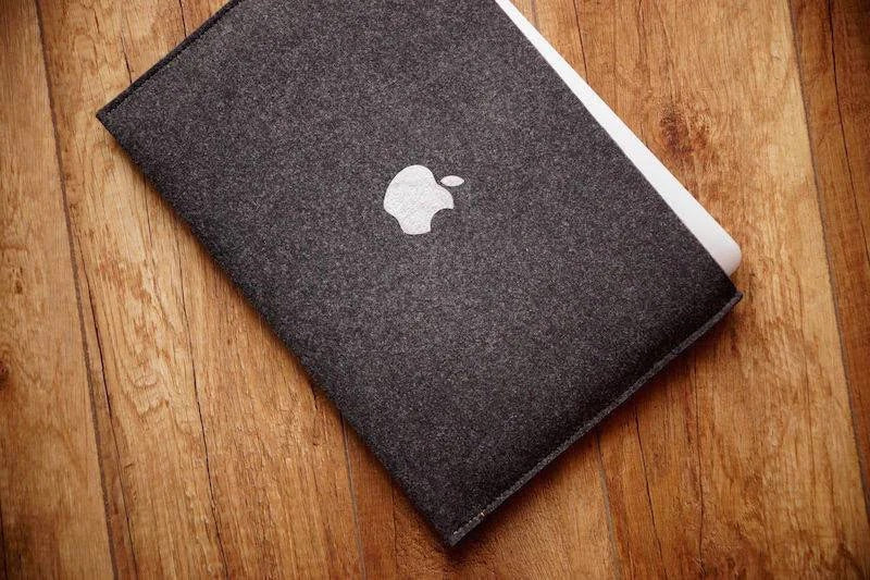 MacBook Case ZIP Simple (BLACK)