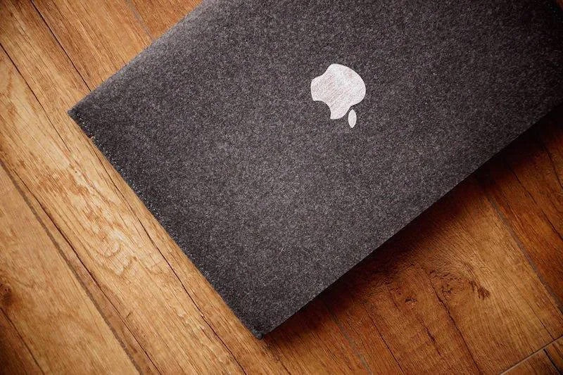 MacBook Case ZIP Simple (BLACK)