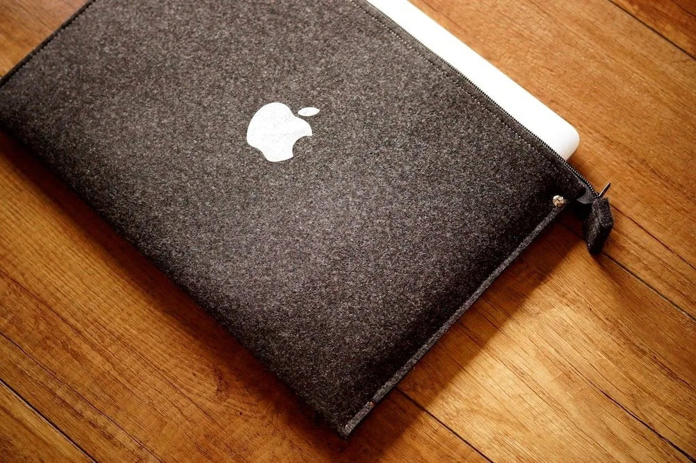 MacBook Case ZIP (BLACK)